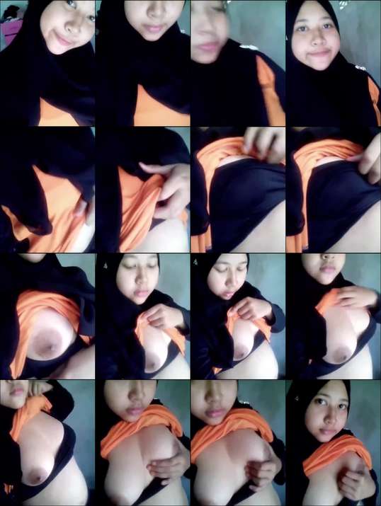 ABG Jilbab Pamer Toket