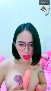 Vio Rabbit uting Toge bulet MangoLive