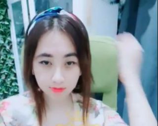 Sleep Call Bareng Miss Flow yang Tembem Anu-nya