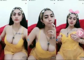 Nungging Ebot Menggoda Mbak Nadya Remas Gunung Kembar